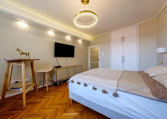 Chain Bridge Apartment Budapest